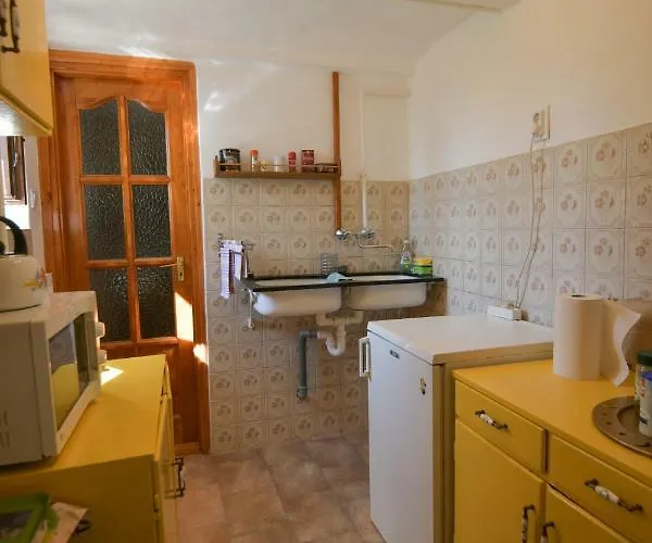 Appartement Kerti Lak *